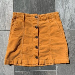 CORDUROY MATERIAL MINI SKIRT